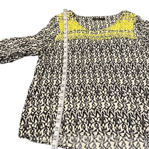 THML Embroidered Blouse Black and White with Neon Yellow Detail Size Medium - Picture 9 of 10